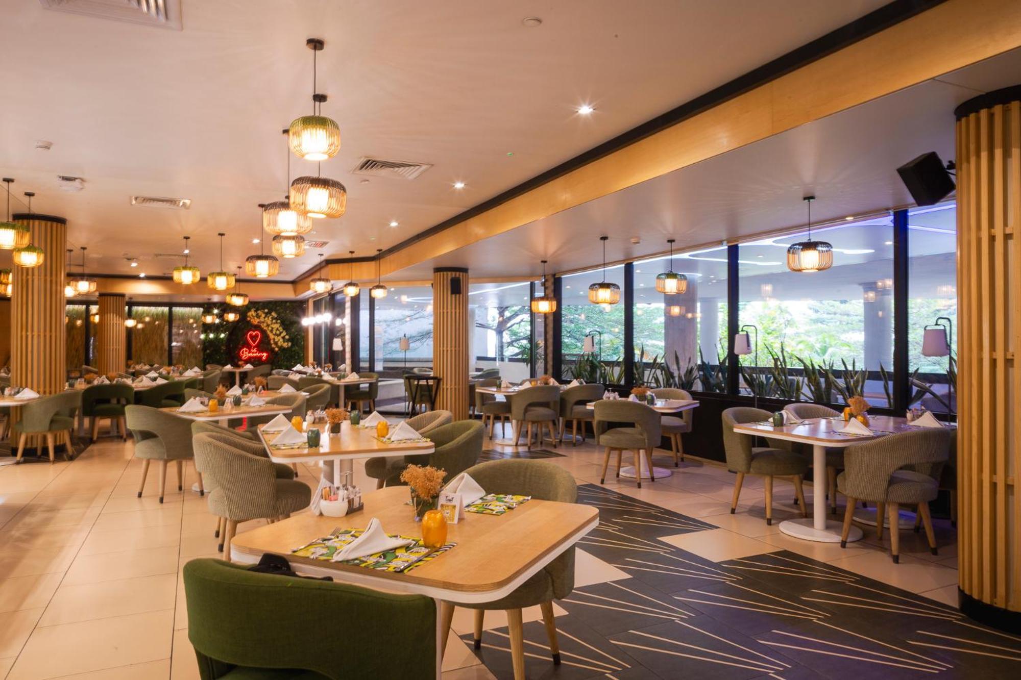 Eko Main Building Отель 5*